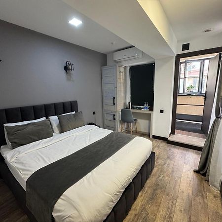 The Phoenix Boutique Hotel Jerevan Exteriör bild