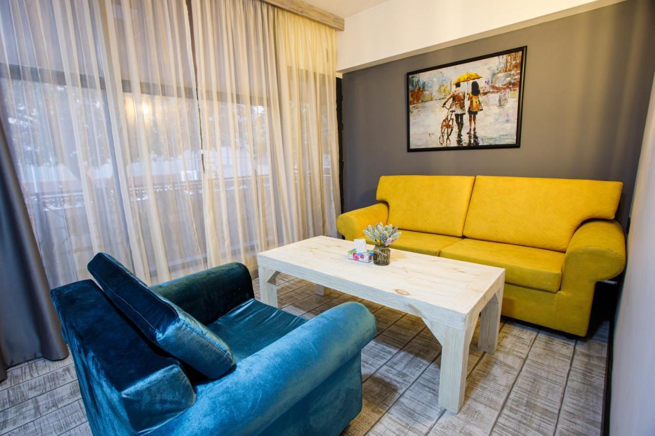 The Phoenix Boutique Hotel Jerevan Exteriör bild