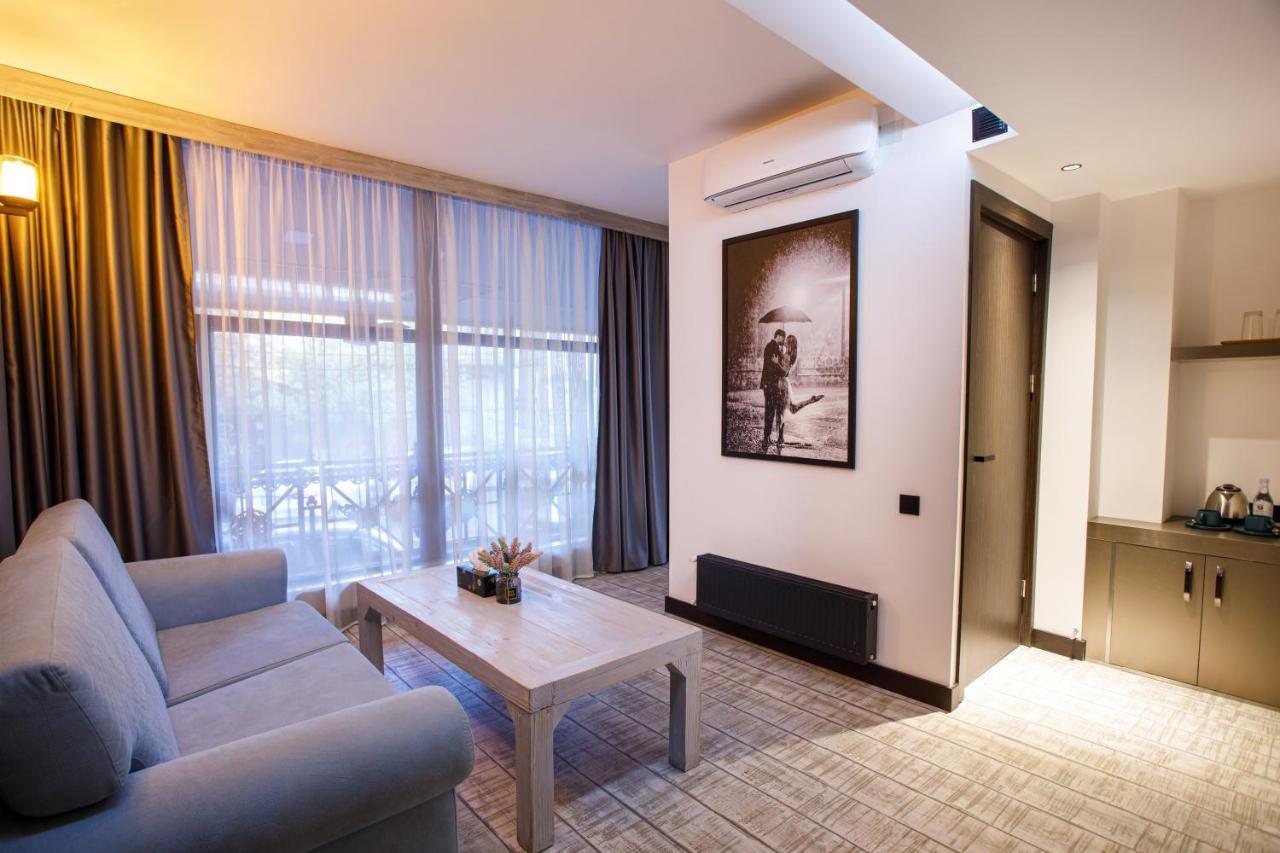The Phoenix Boutique Hotel Jerevan Exteriör bild