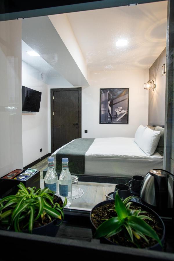 The Phoenix Boutique Hotel Jerevan Exteriör bild