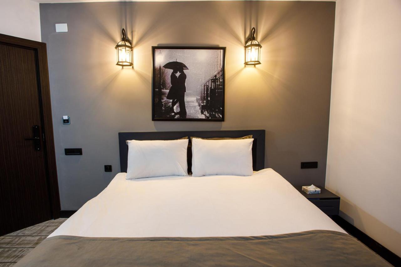 The Phoenix Boutique Hotel Jerevan Exteriör bild