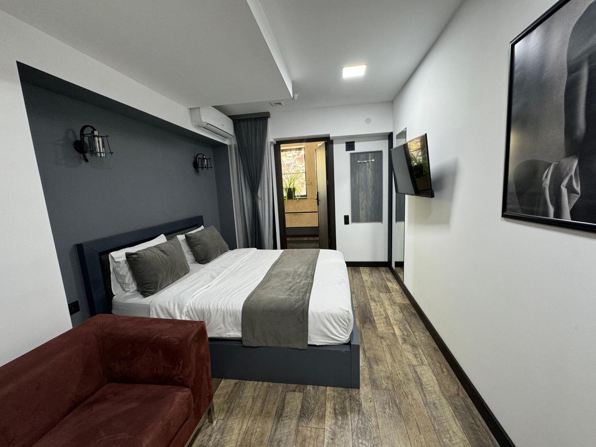 The Phoenix Boutique Hotel Jerevan Exteriör bild