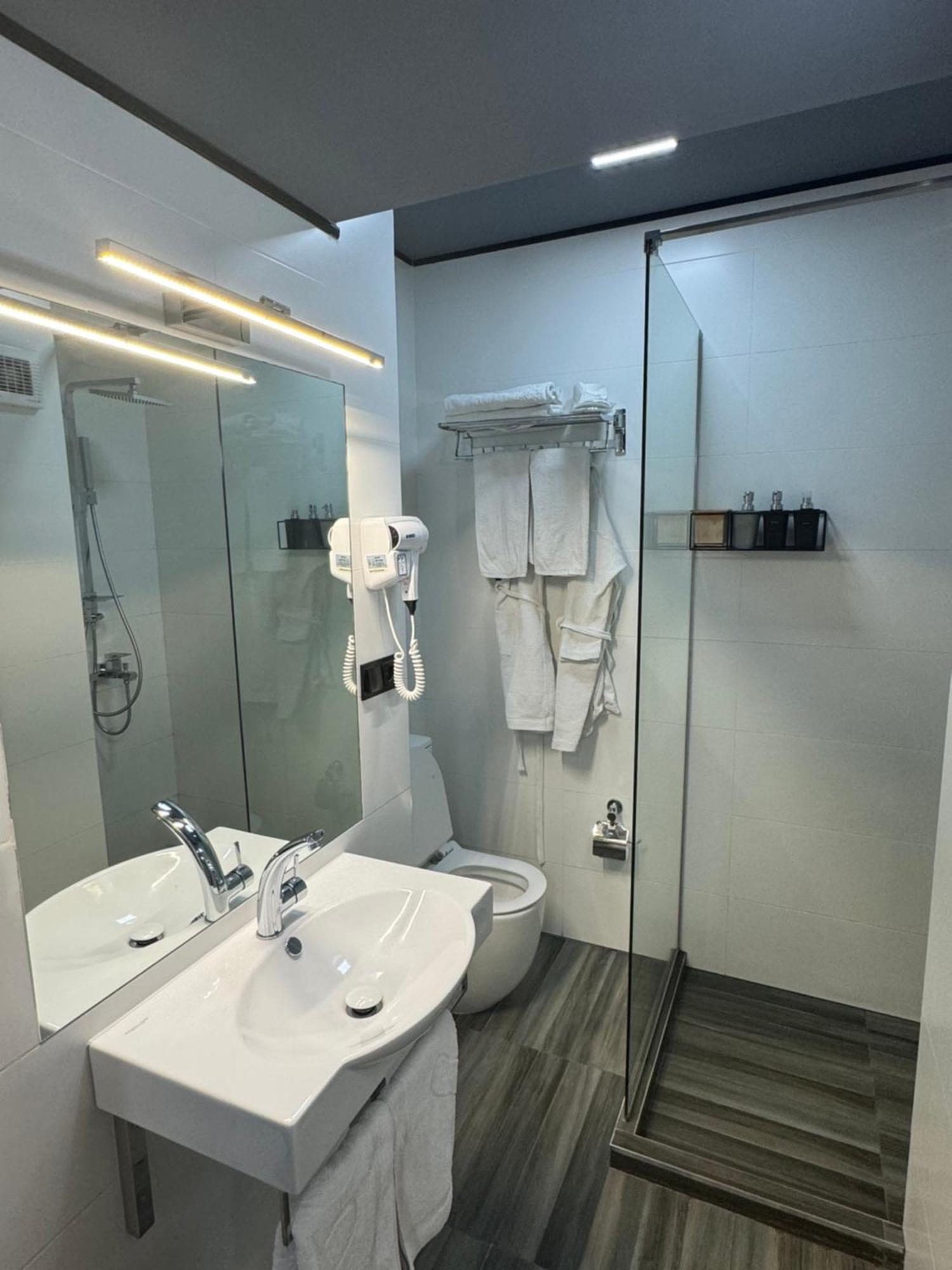 The Phoenix Boutique Hotel Jerevan Exteriör bild
