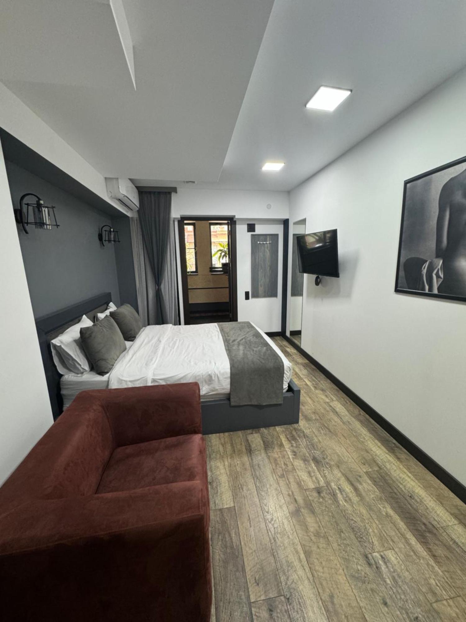 The Phoenix Boutique Hotel Jerevan Exteriör bild